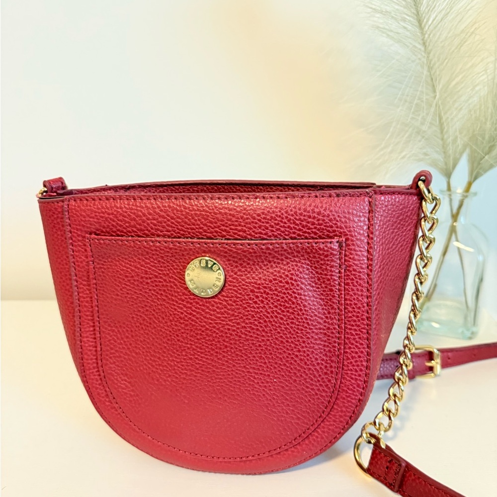 Elegant Red Leather Crossbody Bag